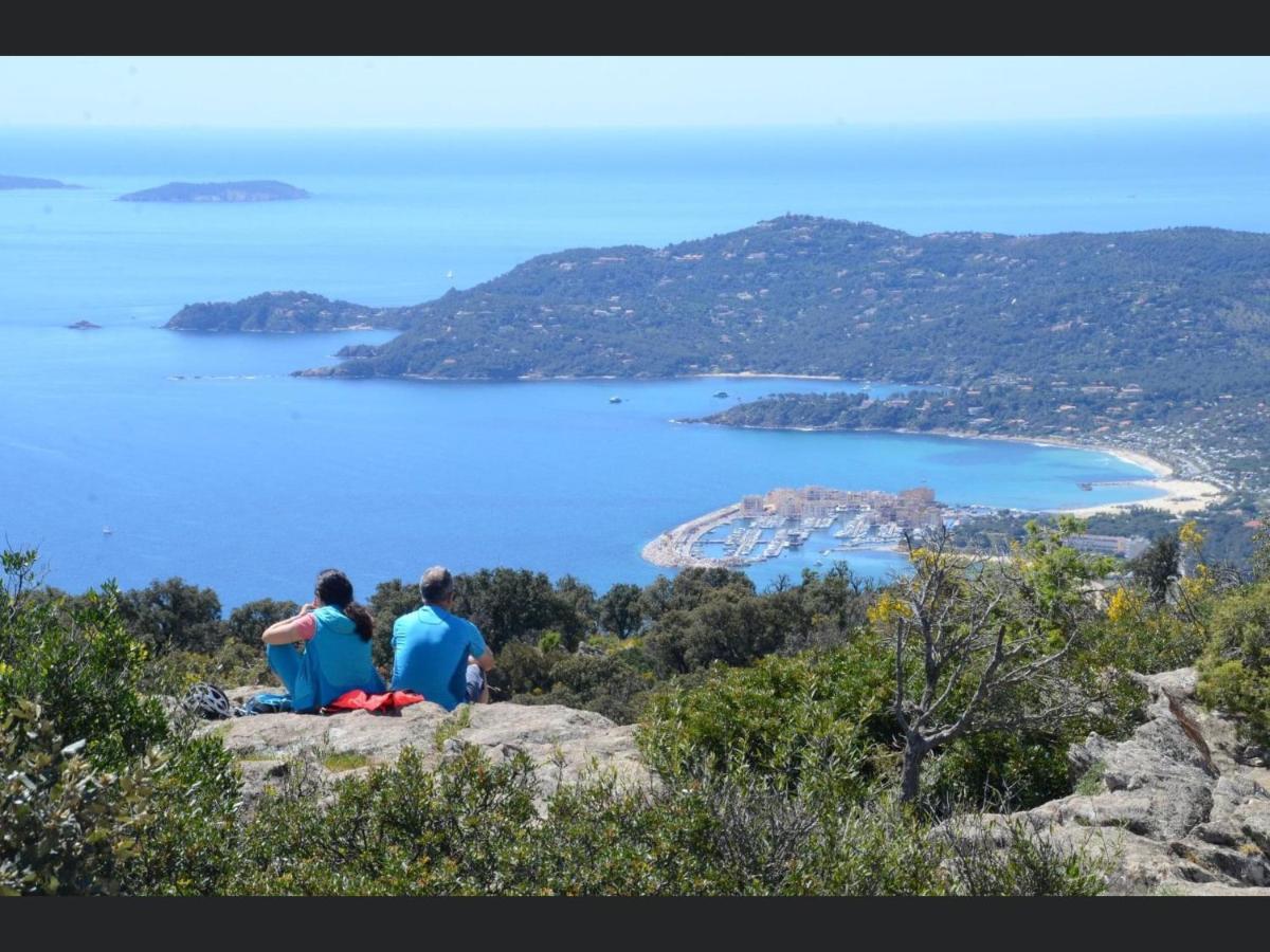 Appartement Pieds Dans L'Eau Vue Mer Bormes Les Mimosas Exterior foto