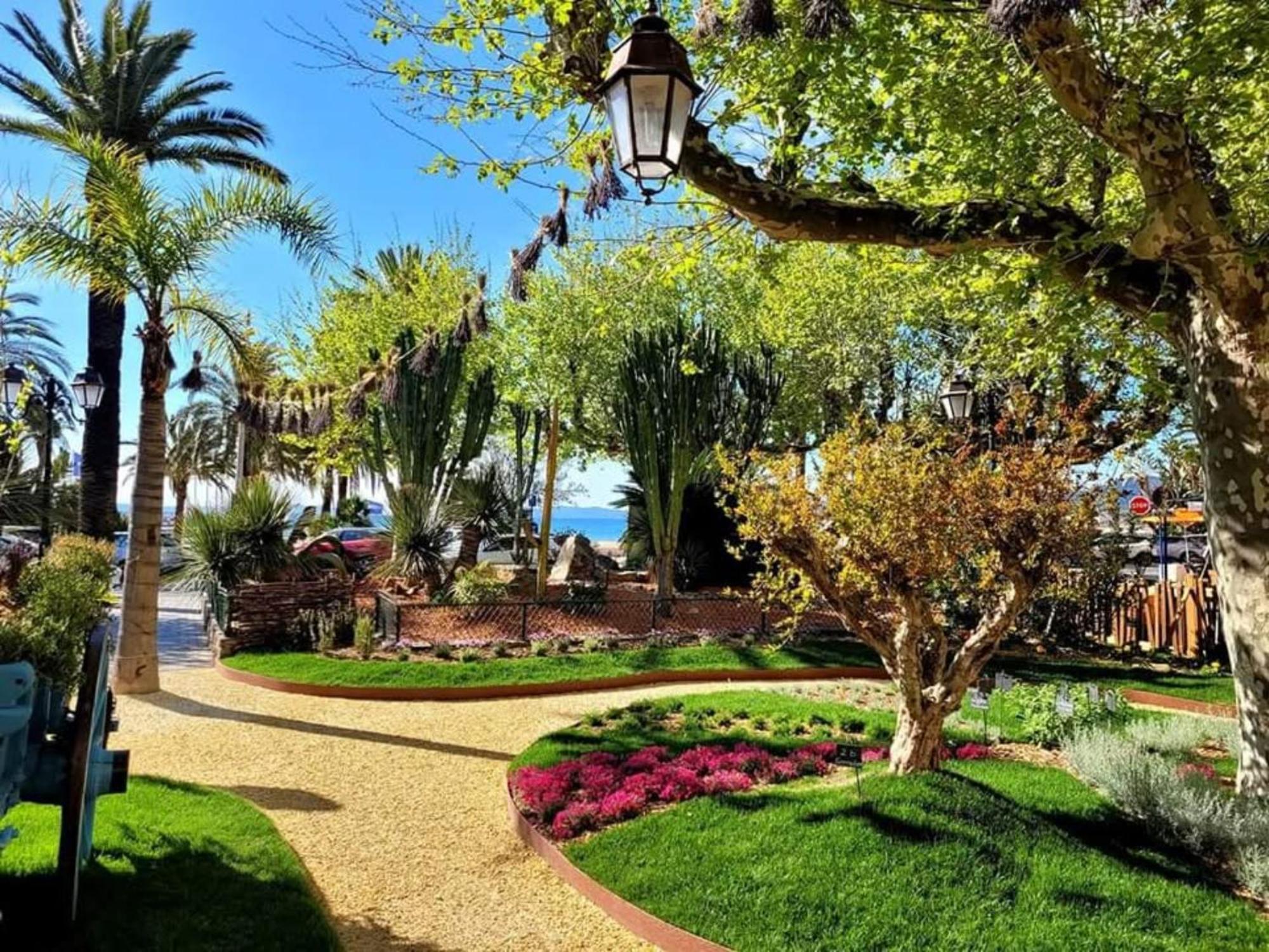 Appartement Pieds Dans L'Eau Vue Mer Bormes Les Mimosas Exterior foto